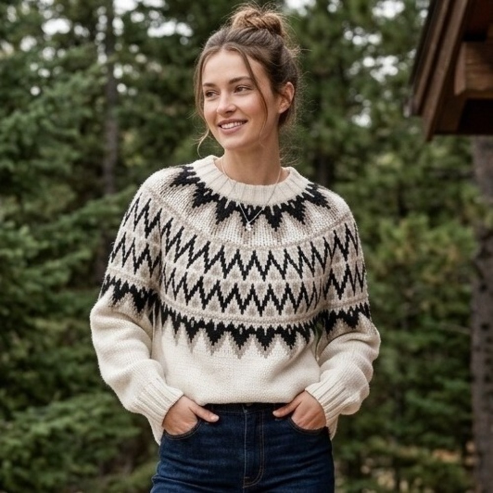 H&M Fair Isle Sweater Womens Medium Cream Black Wool Blend Nordic Cabin Cozy